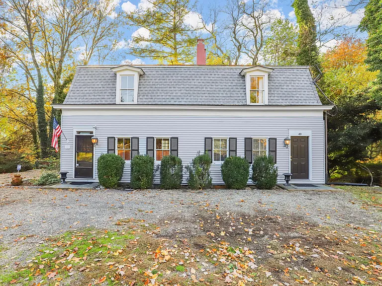 49 Hollow Tree Ridge Rd — Photo 5
