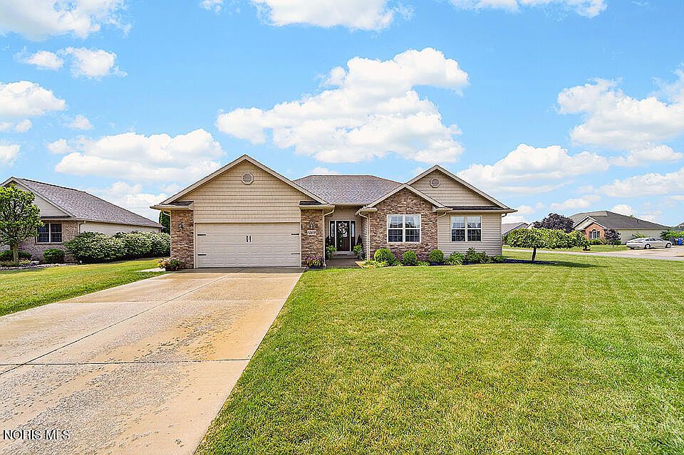 1st image of 13319 Arrowhead Dr