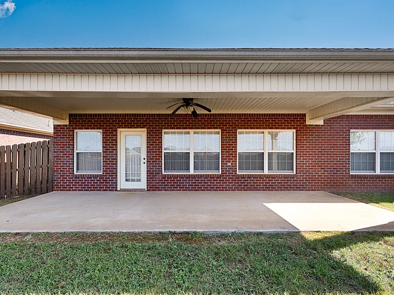 29863 Thunderpaw Dr — Photo 19