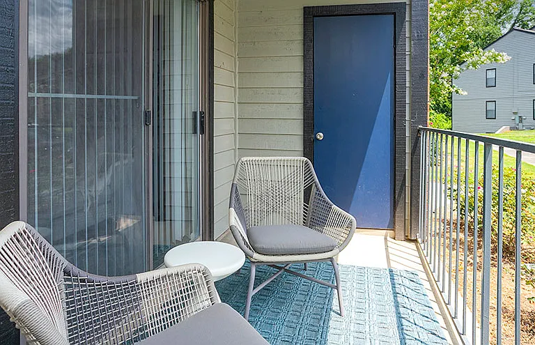 Residences at Glenview Reserve Apartment Homes — Photo 17