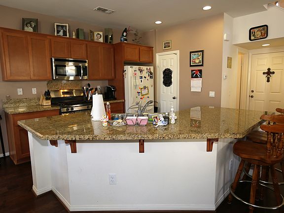 2nd image of 158 Cherrywood St