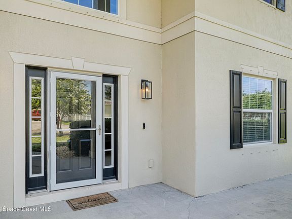 4th image of 564 L M Davey Ln