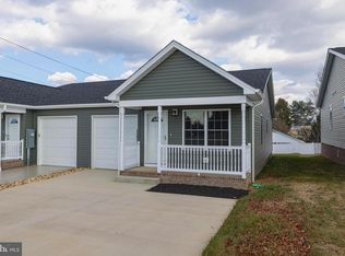 103 6th Ave, Luray, VA 22835