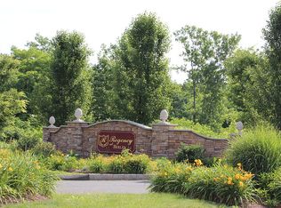 29 Iris Way, Berlin, CT 06037