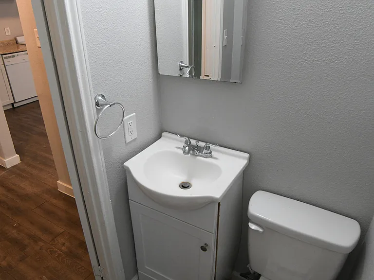 514 Bexar Dr — Photo 11