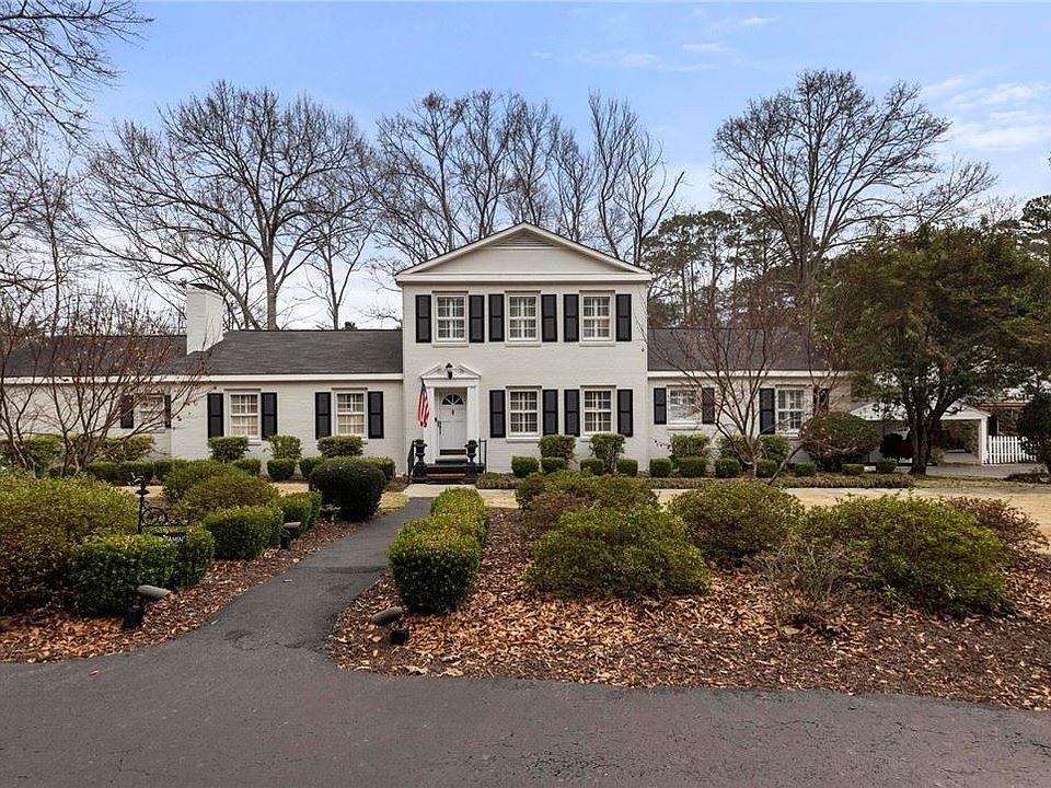 1st image of 230 Cary Dr