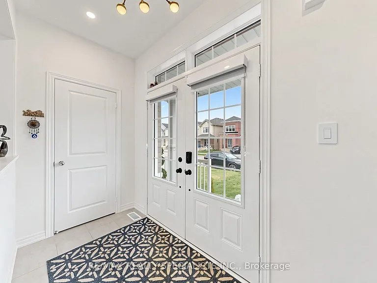 250 Chippewa Ave — Photo 22