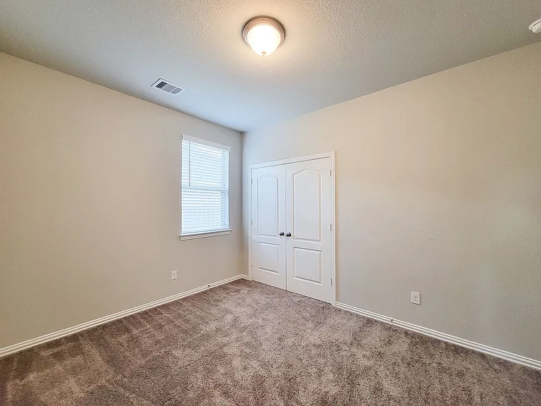 31419 Horseshoe Meadow Bnd — Photo 37