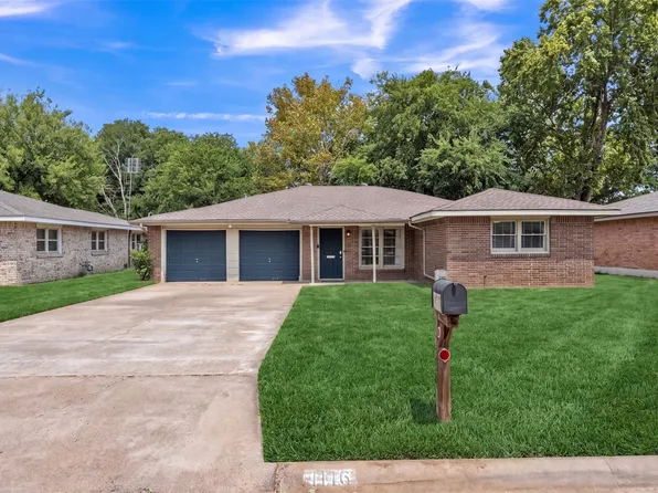 1116 Center St, Cleburne, TX 76033