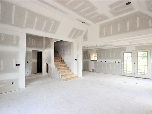 3rd image of 212 Monroe Way 246 #G-lot 246