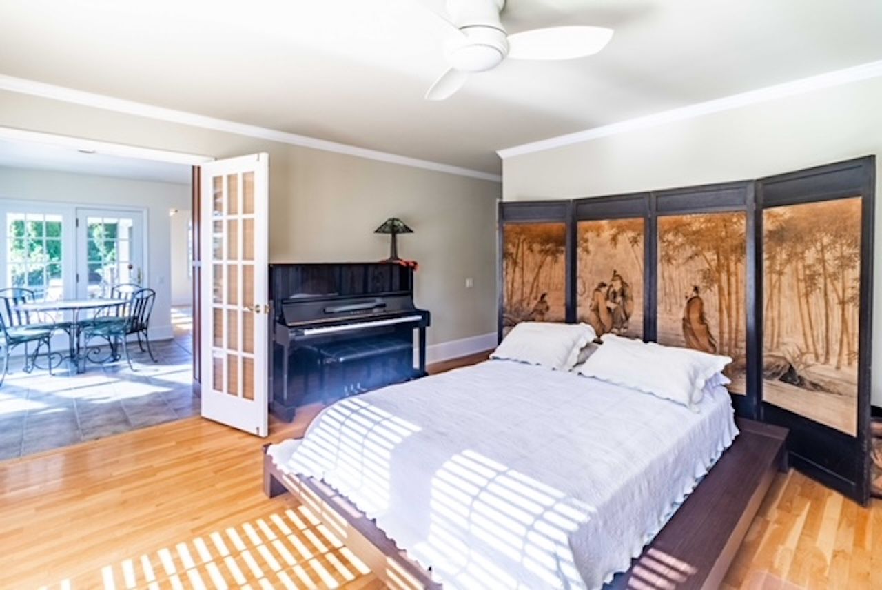  FIRST FLOOR BEDROOM