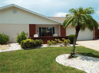 367 Club Manor Dr, Sun City Center, FL 33573