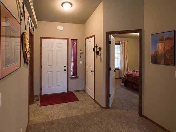 5th image of 3817 S Morrow Ln
