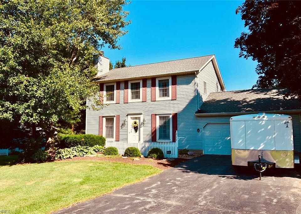 This 3 bedroom, 2 1/2 bath home has 1804 sq. ft. of living space with additional living space on the lower level.