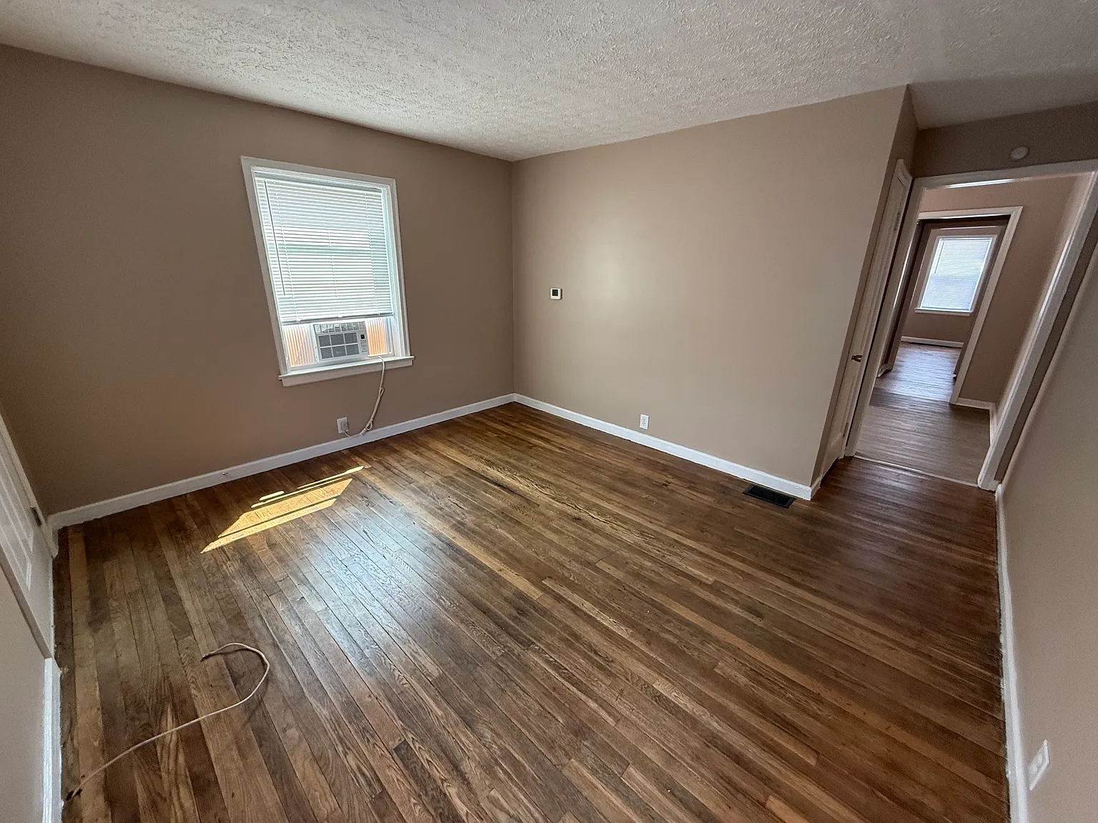 1 bed, 588 sqft, $800 — Photo 3