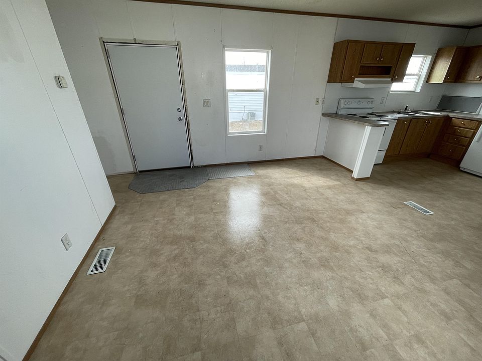 1st image of 514 35th Ave NW