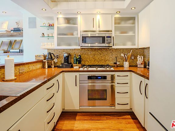 4th image of 1278 S Camden Dr APT 301