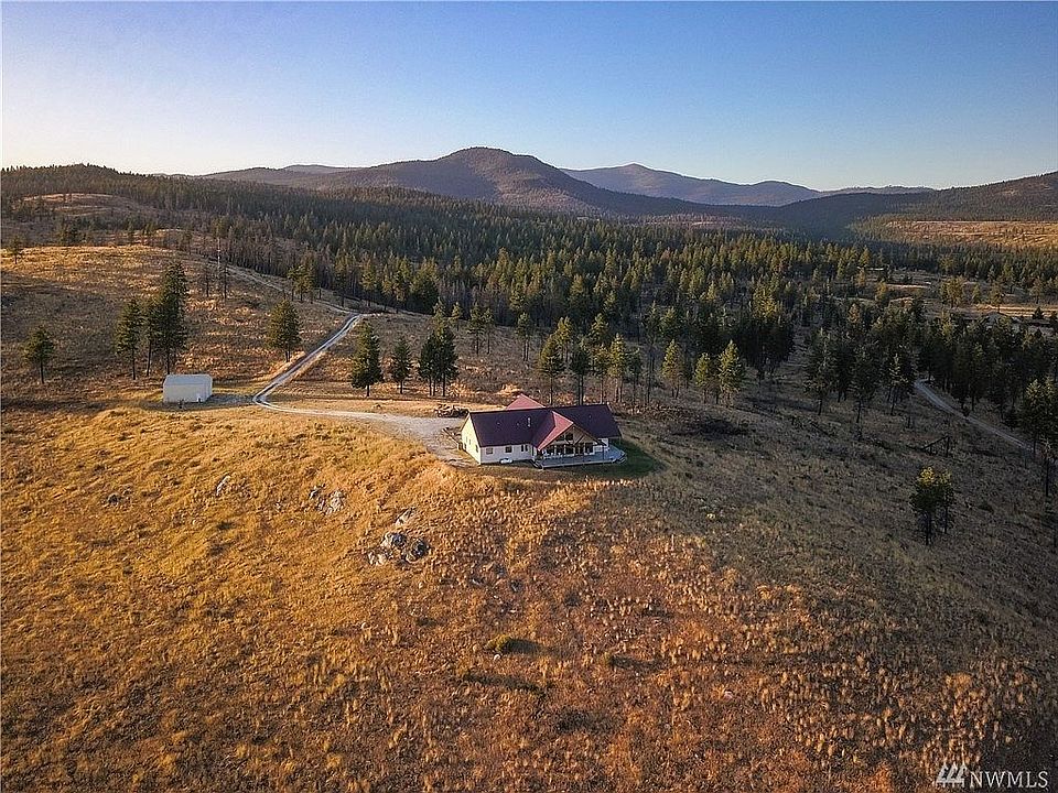 1st image of 15 Retreat Dr
