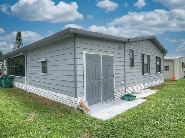 1219 Barefoot Circle, Barefoot Bay, FL 32976