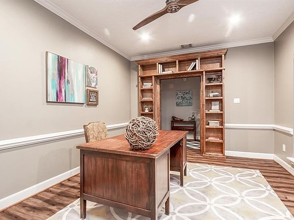 5th image of 2915 Forest Garden Dr