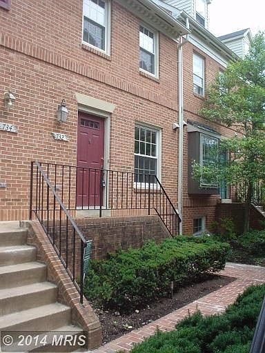 1st image of 732 N Vermont St