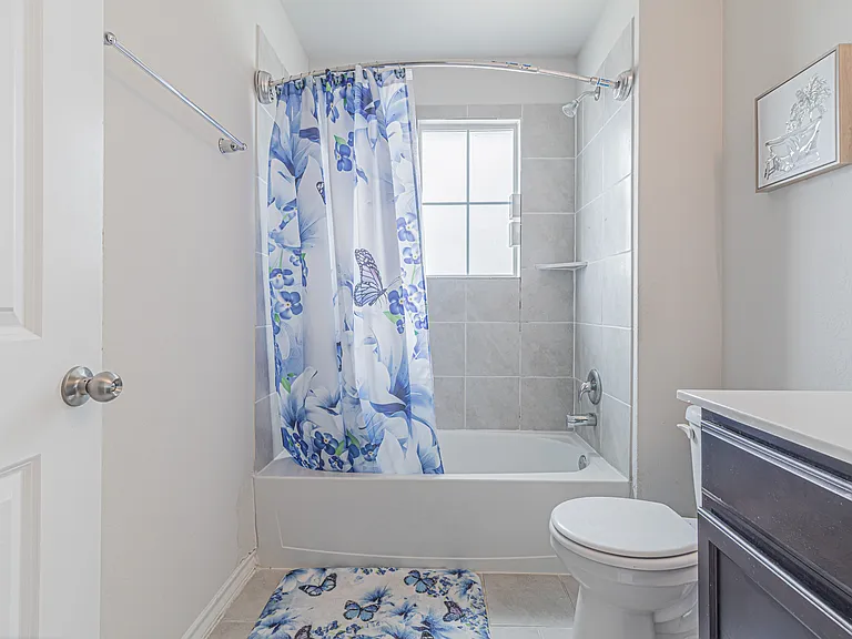 7019 Capella Cir — Photo 36