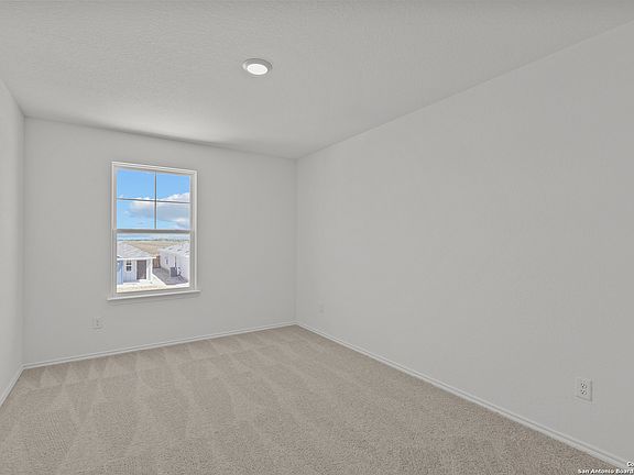 4th image of 4073 Lily Glade Lane