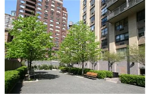 Sold by Douglas Elliman | media 26