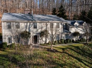 13 Burrell Rd, Lebanon, NJ 08833