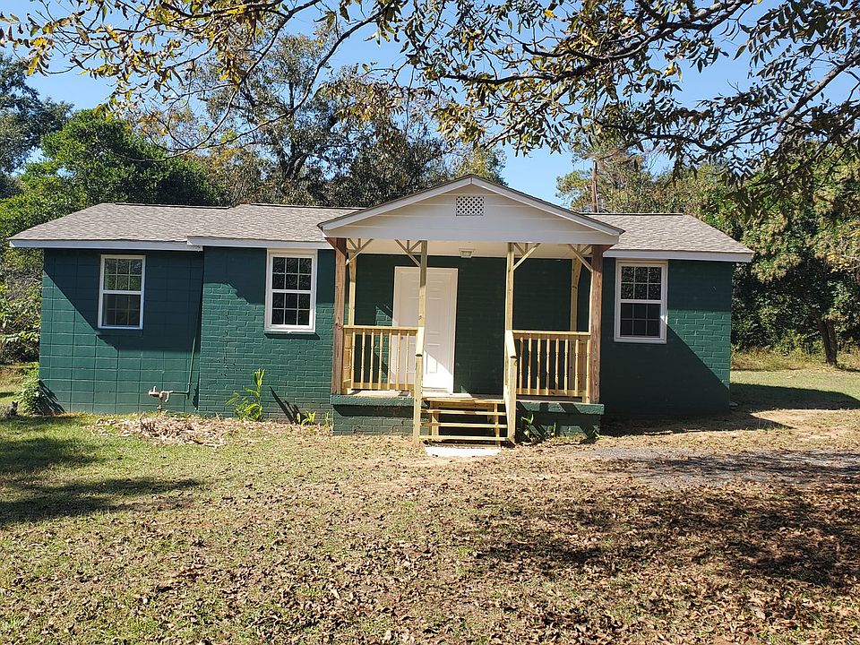 1st image of 149 Circle Dr