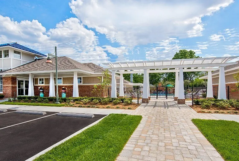 Park Towne Apartments — Photo 35