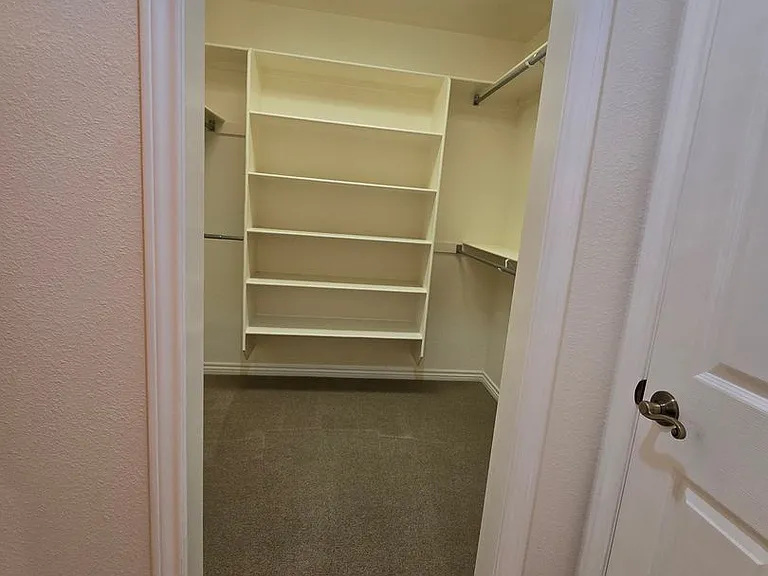 2489 Lake Park Dr #A — Photo 14