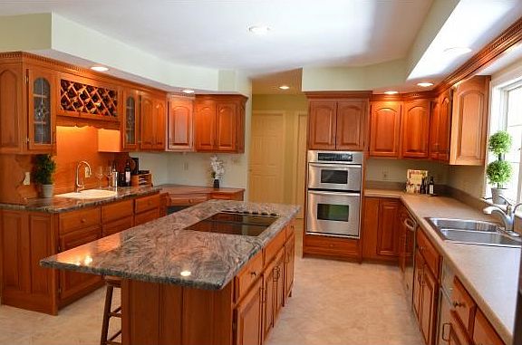 Includes Wet Bar Desk Unit