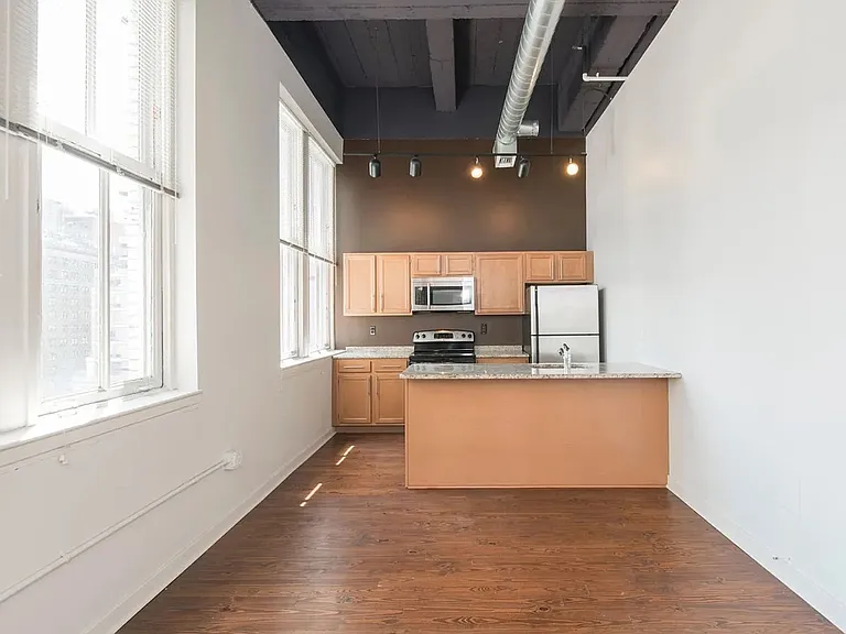 1510 Chestnut St #803 — Photo 16