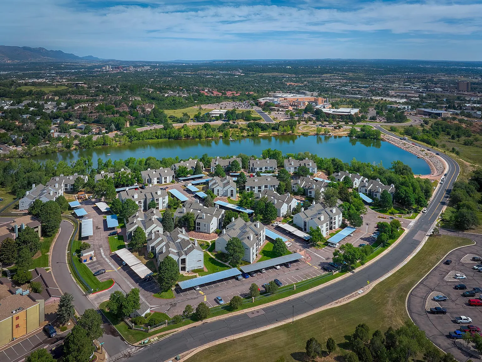 Quail Cove Apartments — Photo 3