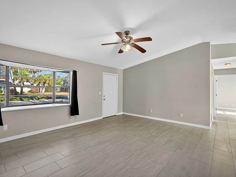 1956 Red Cedar Cir — Photo 37
