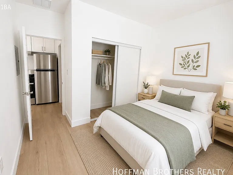 1109 S La Peer Dr — Photo 5
