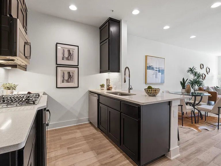 2508 Simond Ave #C — Photo 4