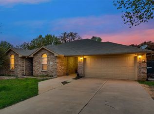 2050 Driskell Dr, Corinth, TX 76210