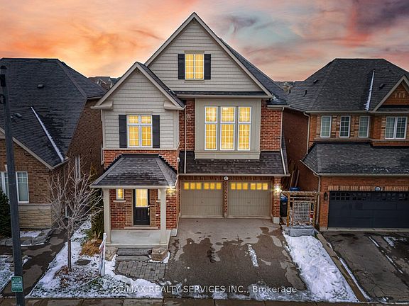3rd image of 82 Waterville Way