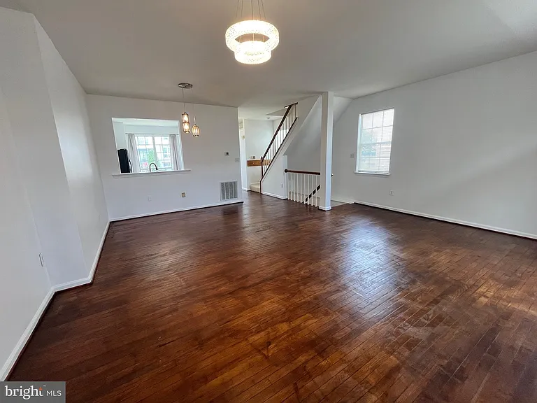 17367 Kildare Ln — Photo 8