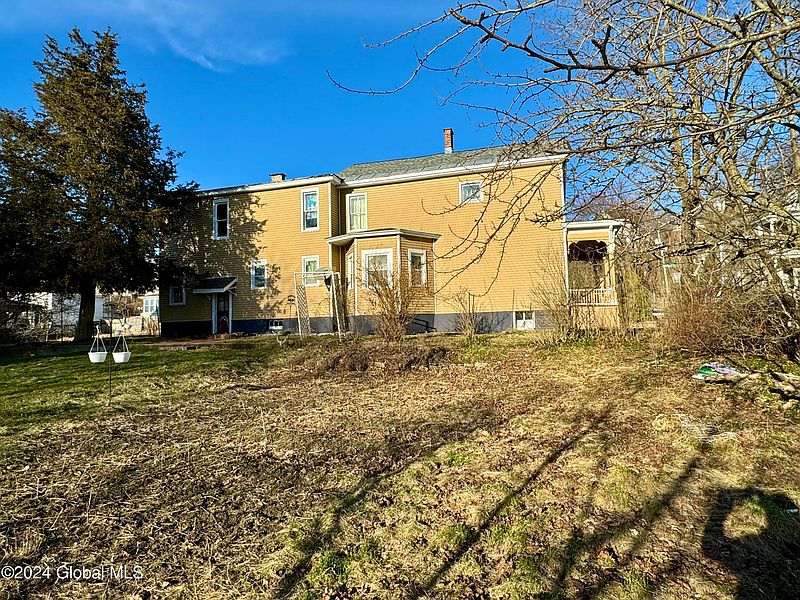 3rd image of 34 Kimball Street