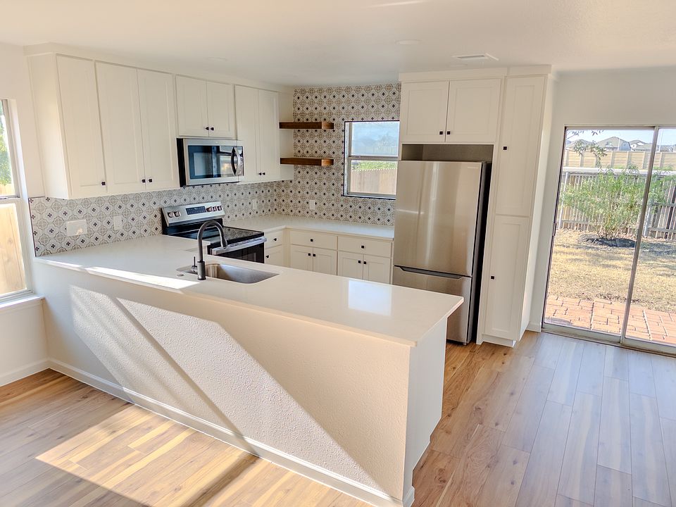 Open Kitchen