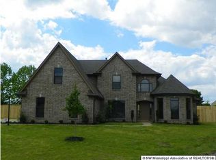 14198 Butercup Dr, Olive Branch, MS 38654