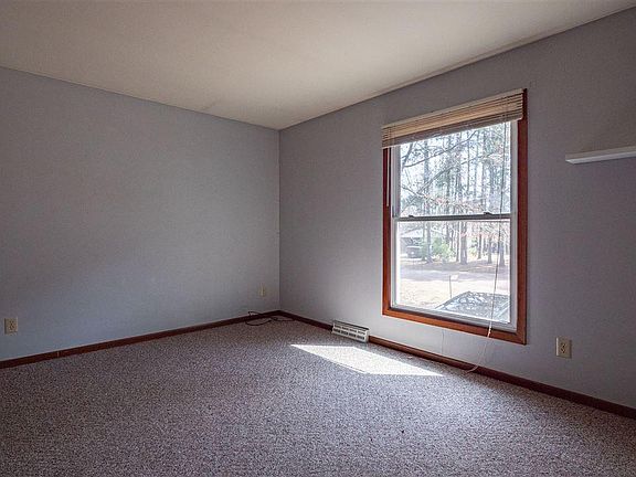 4th image of N2552 Woodland Cir