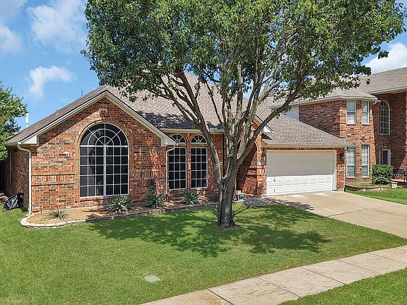 2nd image of 4677 Vespesian Ln