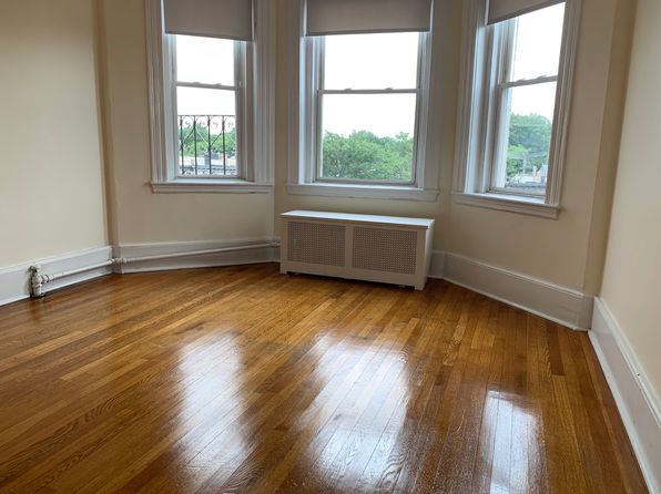 1125 Commonwealth Ave, 1125 Commonwealth Ave, Allston, MA 02134