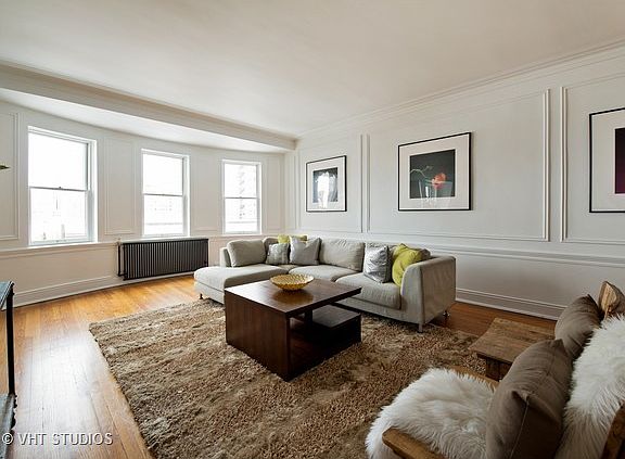 4th image of 431 W Oakdale Ave APT 5A
