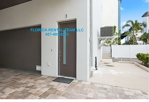 4910 W McElroy Ave #3 Photo 1