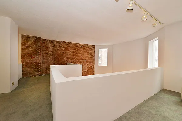 Rented by Aventana | media 58